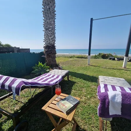 Ammos Beachfront Paradise Larnaca