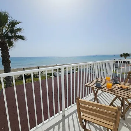 Ammos Beachfront Paradise *