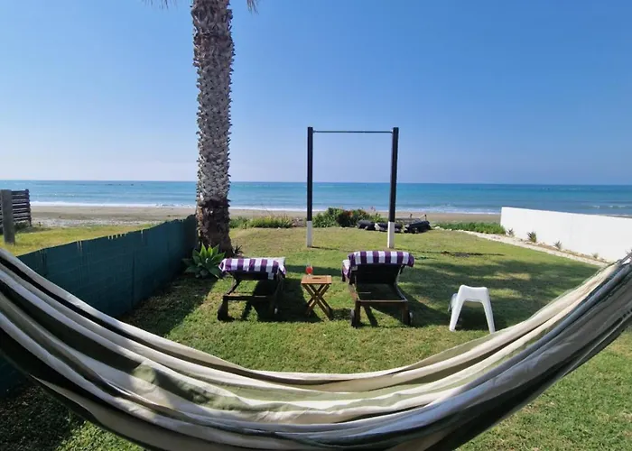 Ammos Beachfront Paradise *