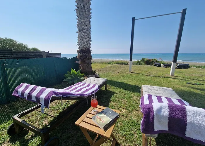 Ammos Beachfront Paradise Larnaca