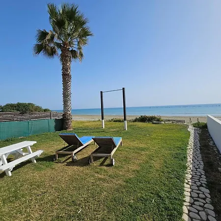 Вилла Ammos Beachfront Paradise Ларнака